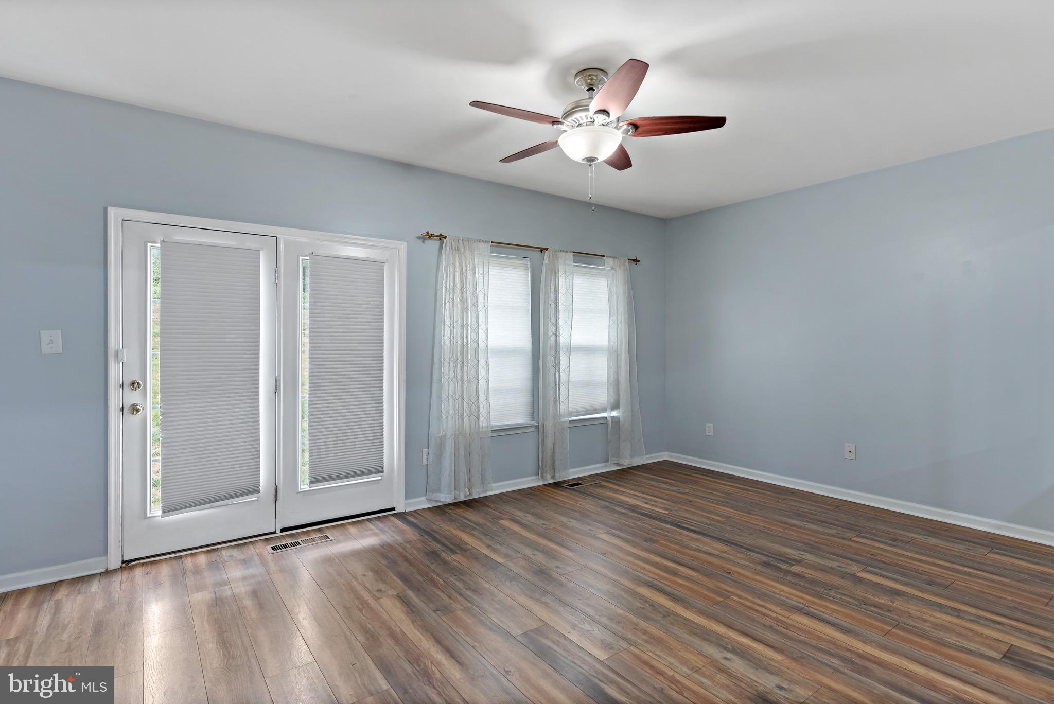 BROOKFIELD ON THE POTOMAC - Residential Lease