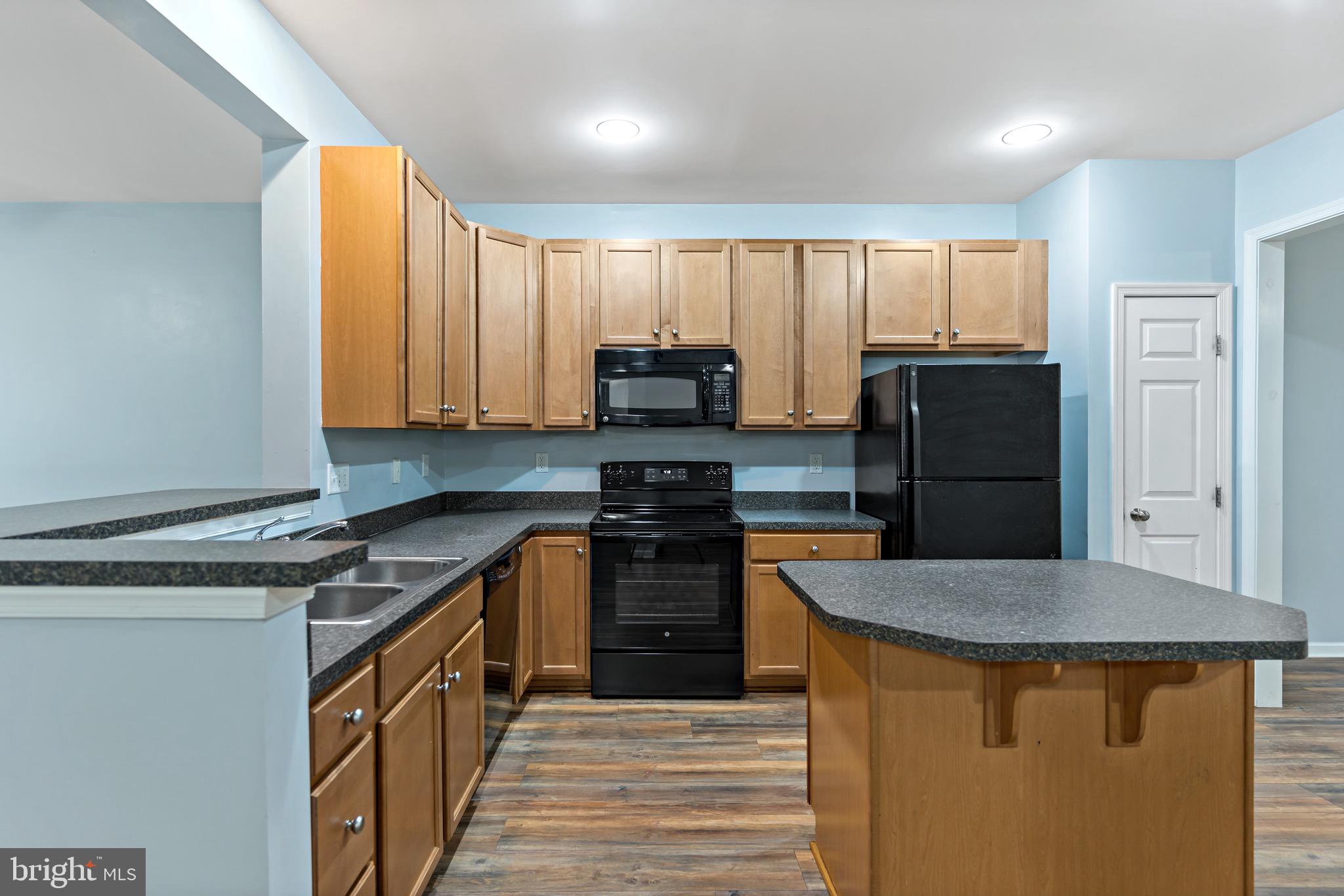 BROOKFIELD ON THE POTOMAC - Residential Lease