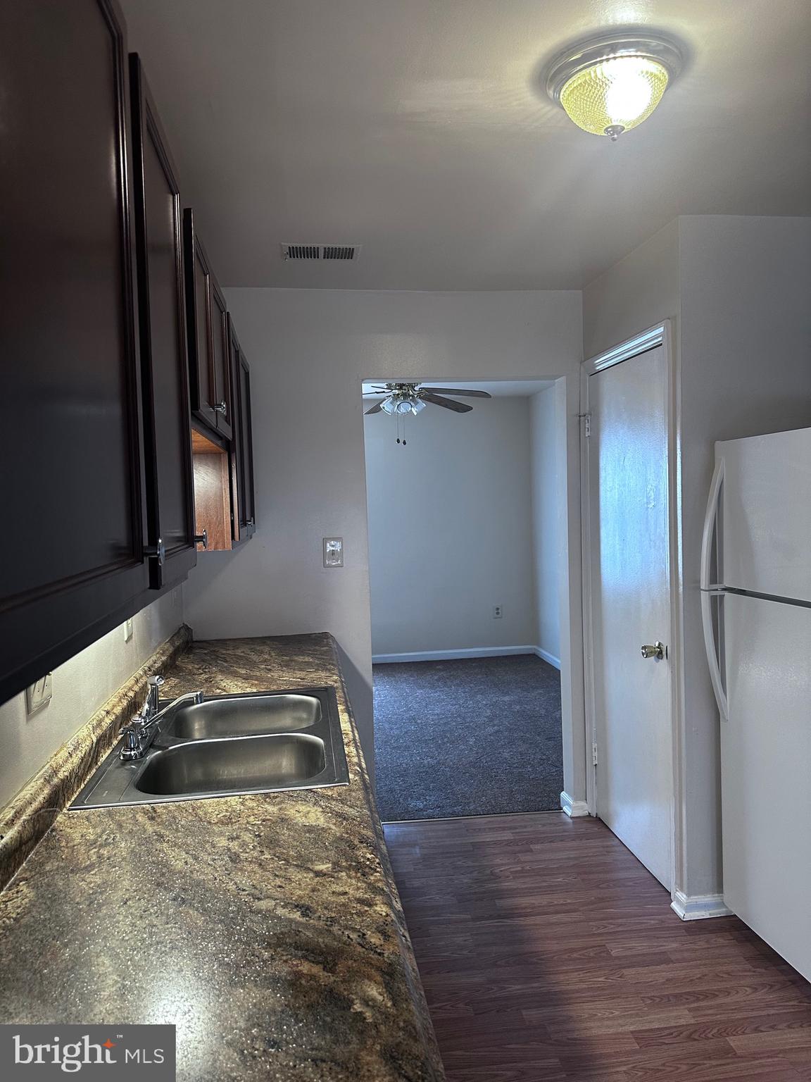 PARK SQUARE - Residential