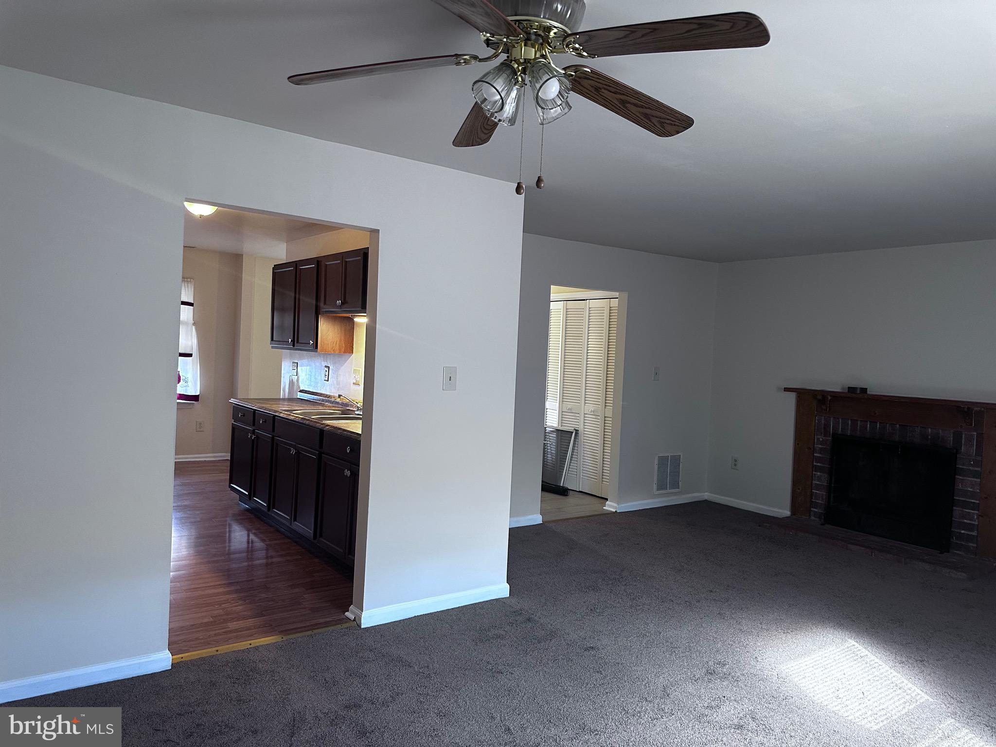 PARK SQUARE - Residential