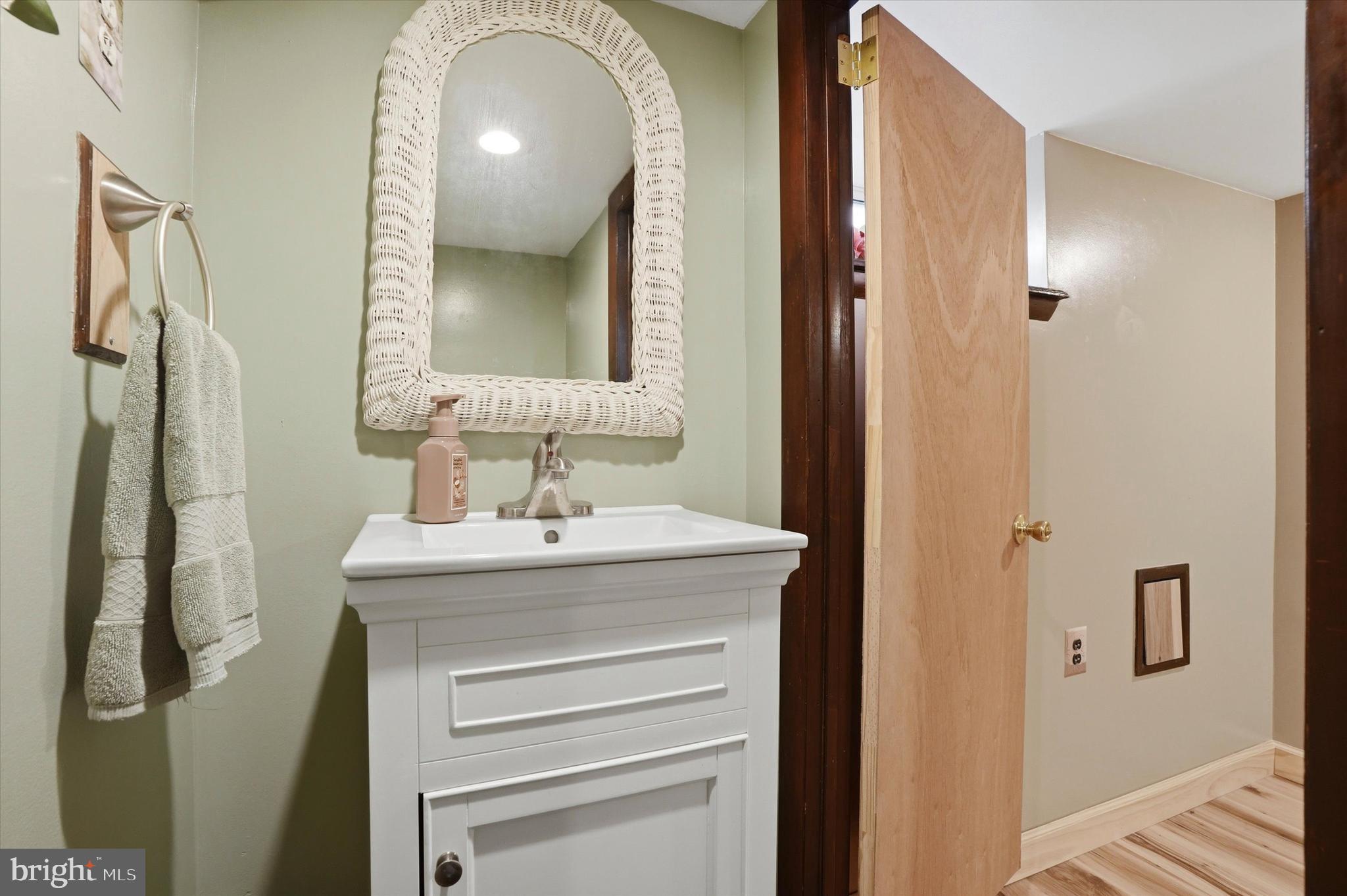 LOWER MOYAMENSING - Residential