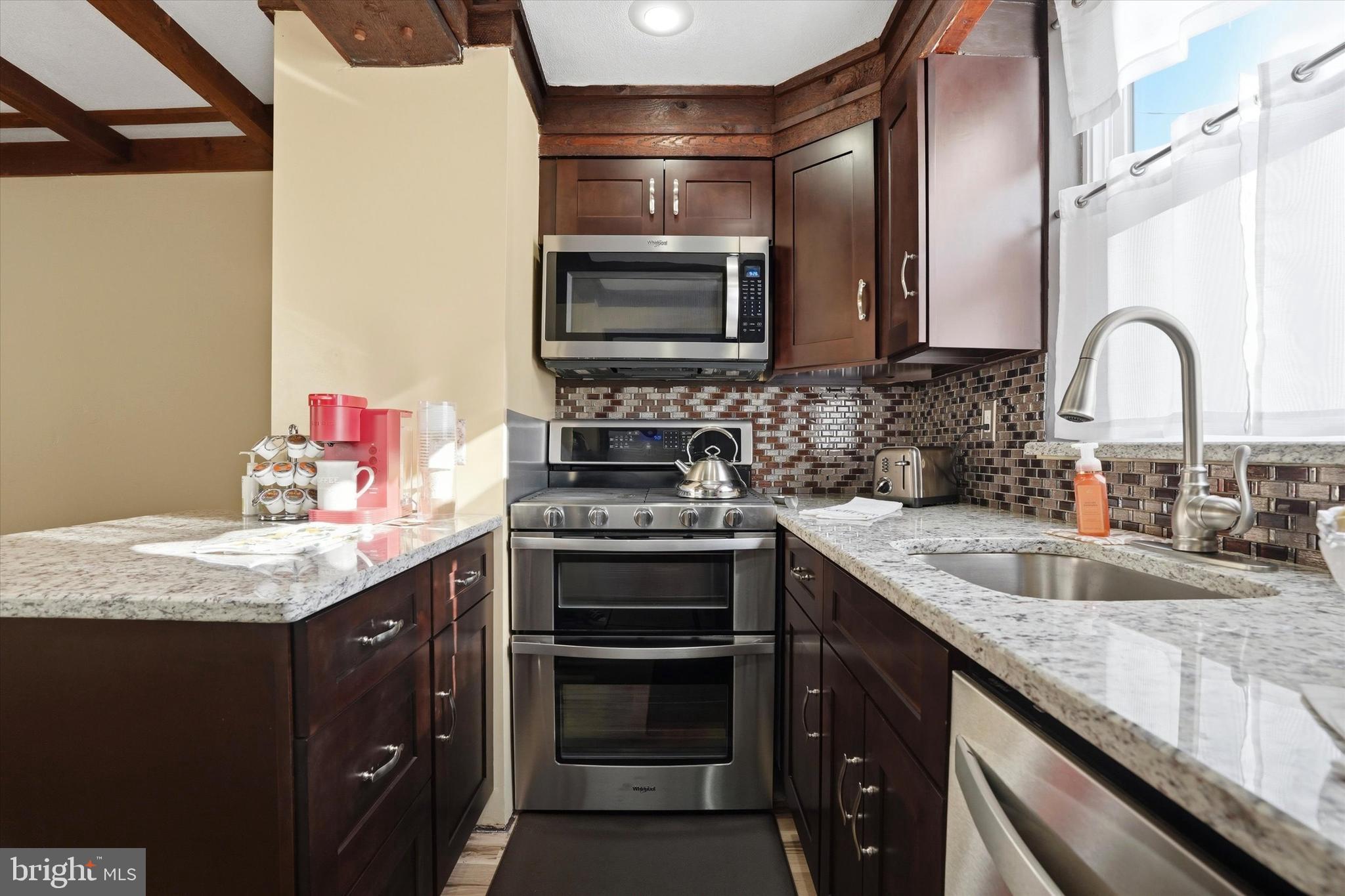 LOWER MOYAMENSING - Residential