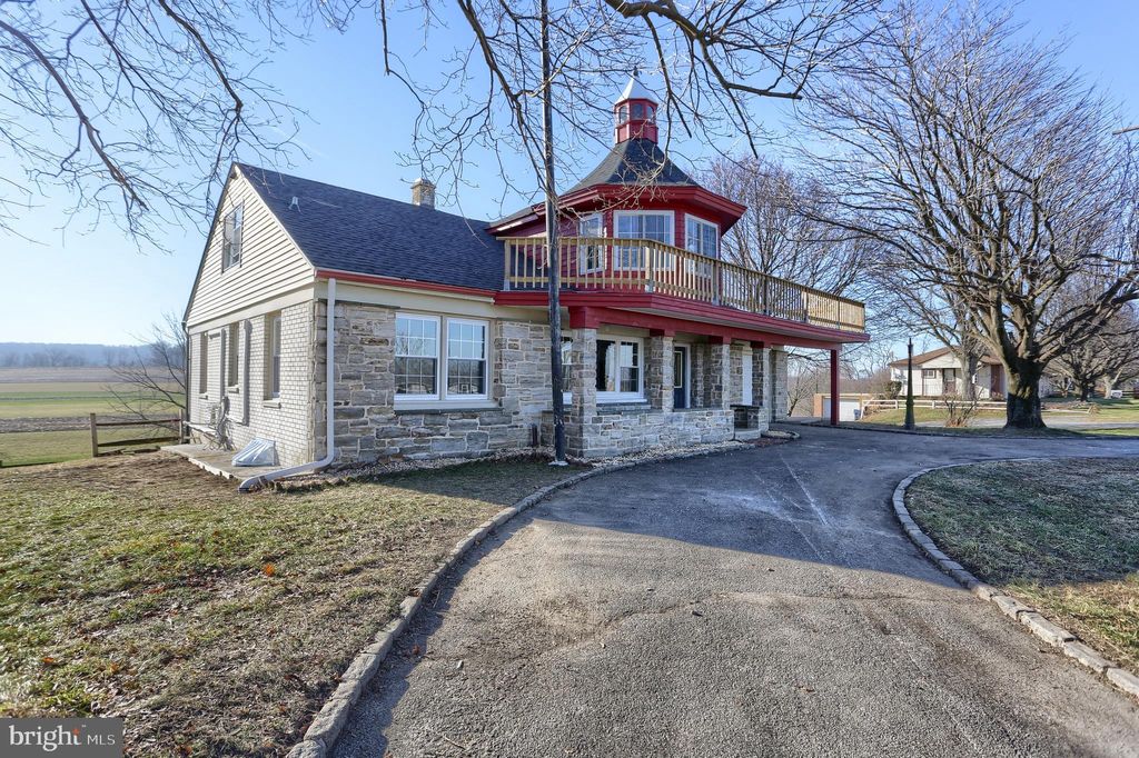 Photo of 562 Georgetown Road, Ronks, PA 17572 (MLS # PALA2044502)