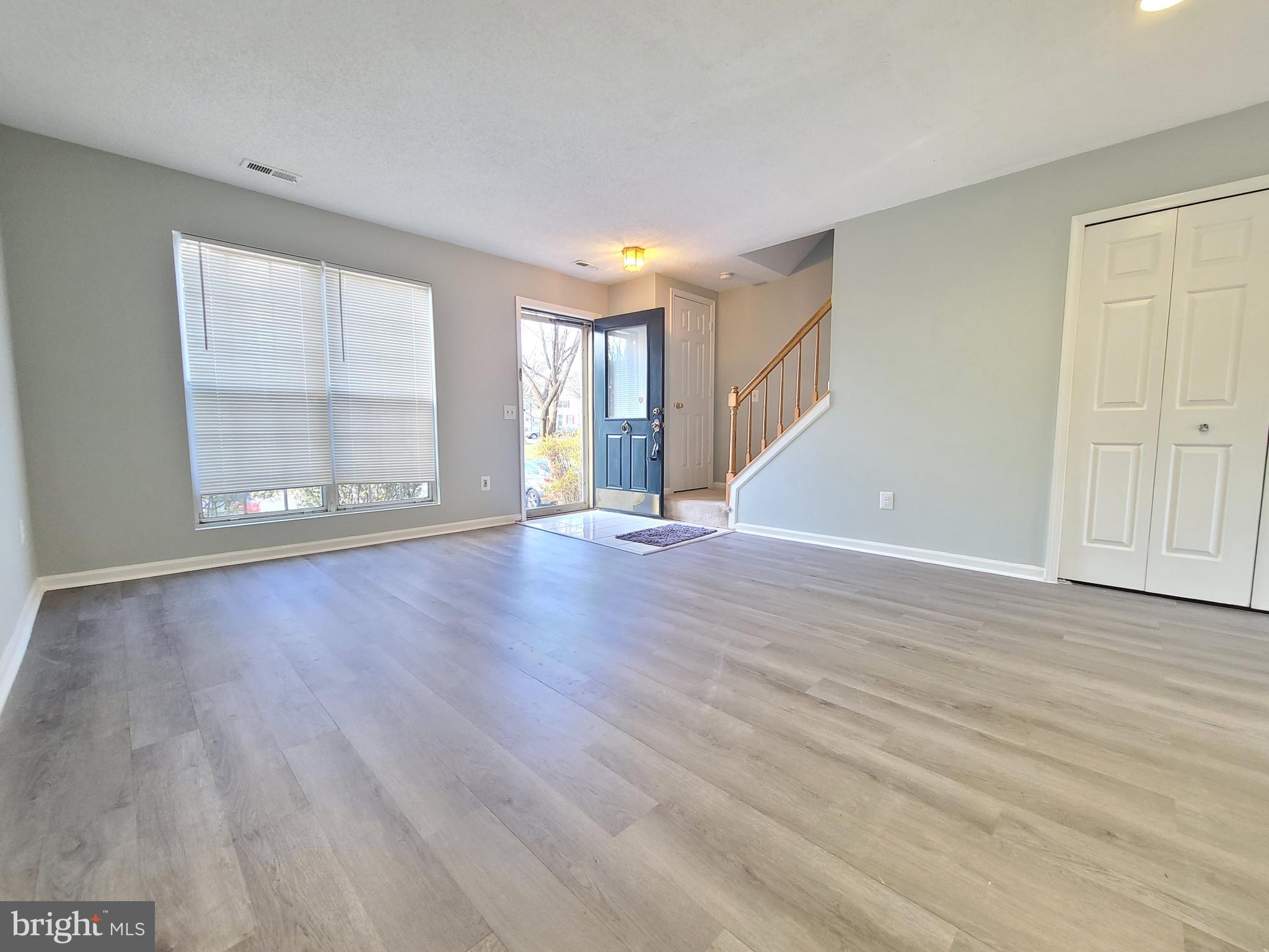 LANDSDOWNE - Residential Lease