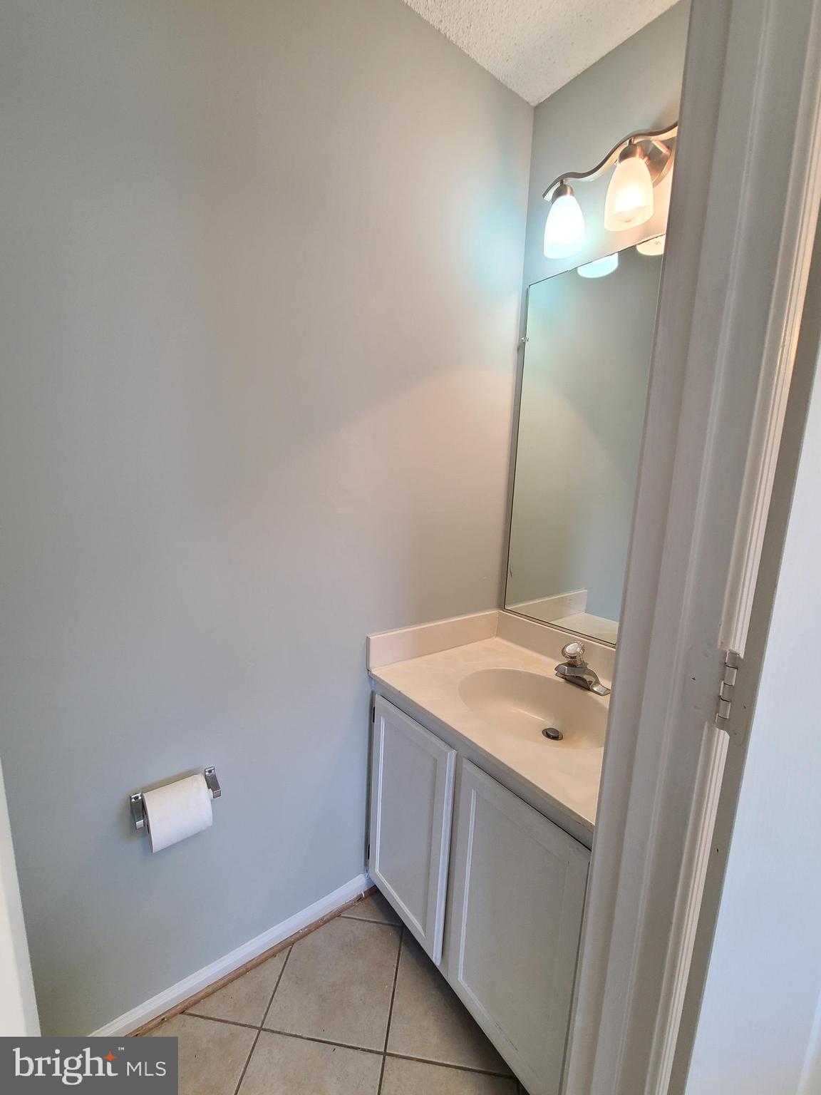 LANDSDOWNE - Residential Lease