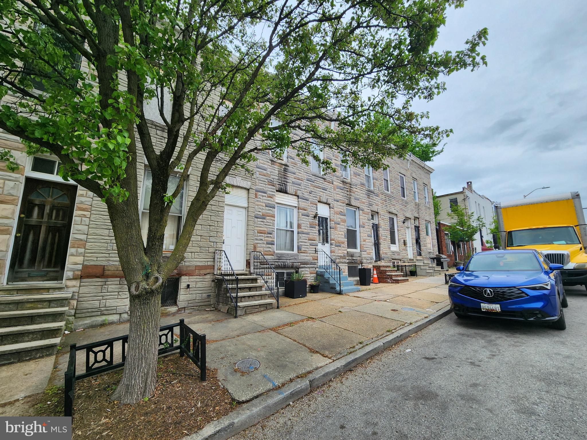 BROADWAY EAST - Residential