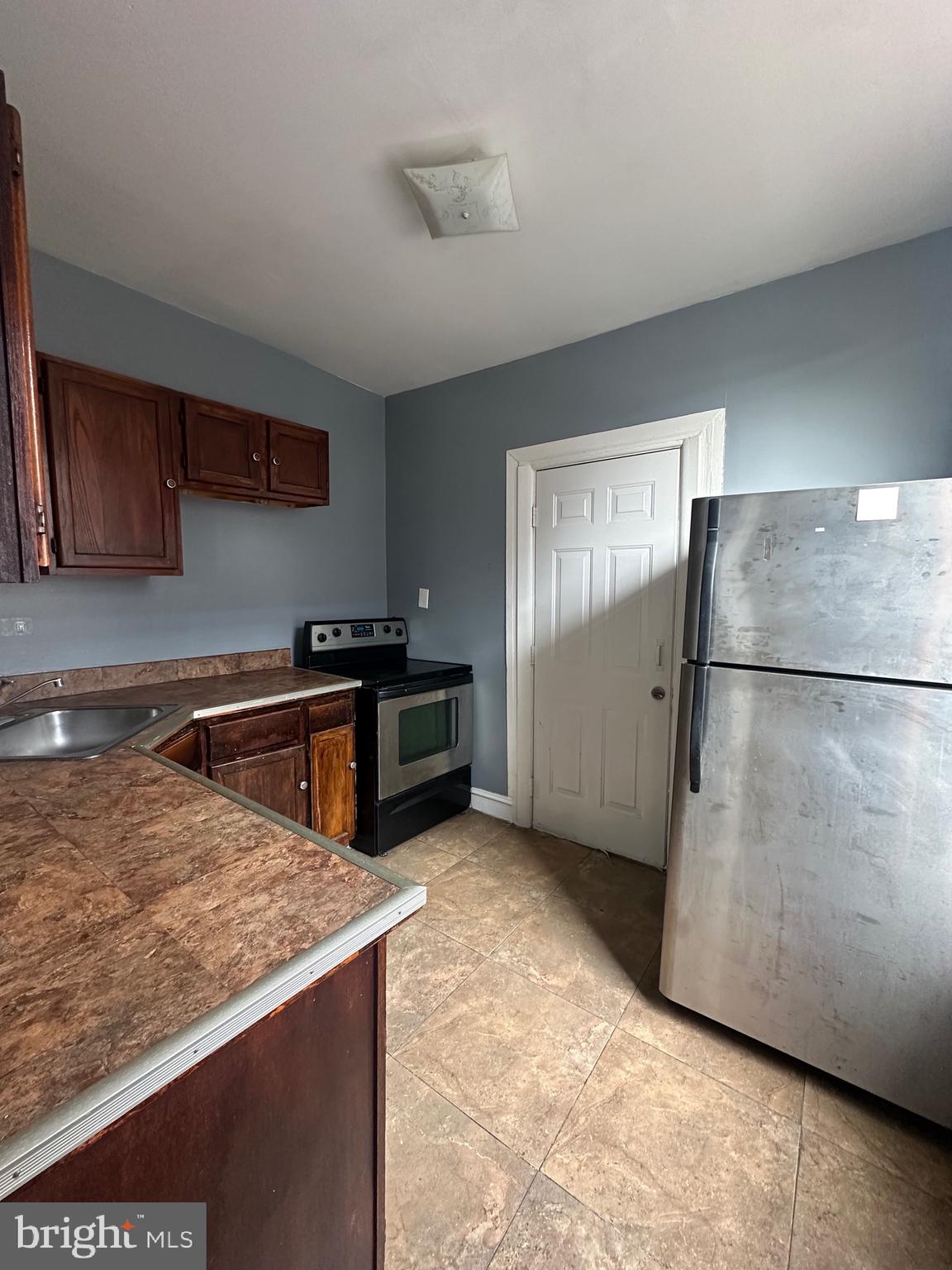 POINT BREEZE - Residential Lease