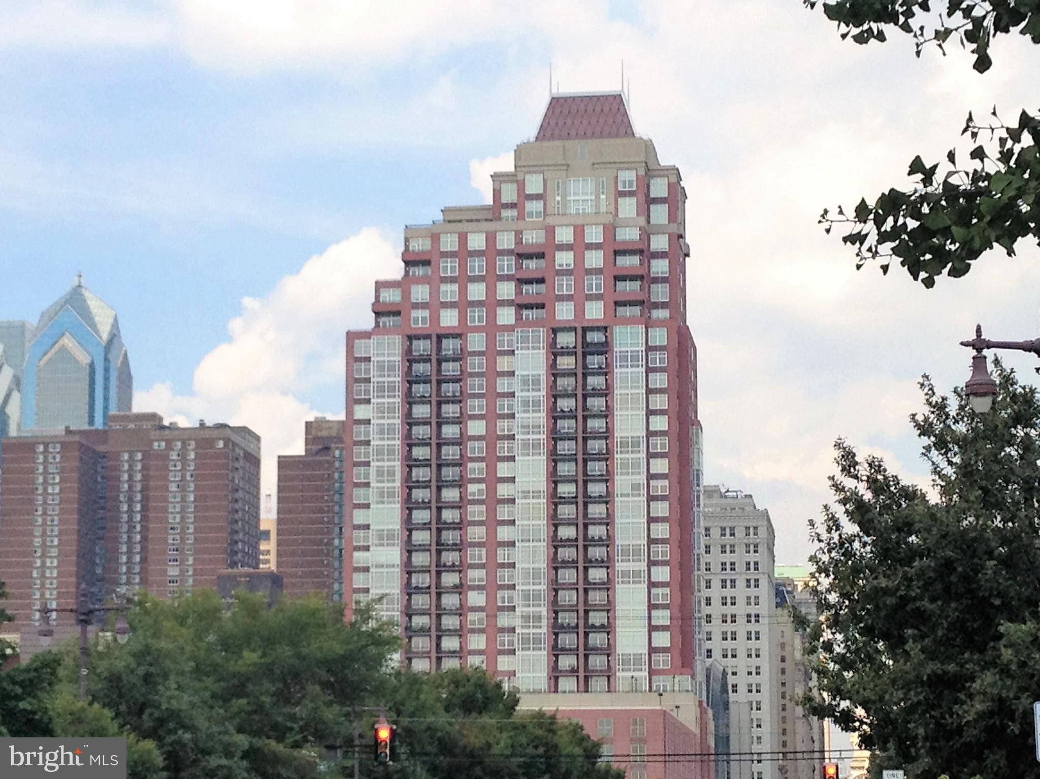 AVENUE OF THE ARTS - Residential