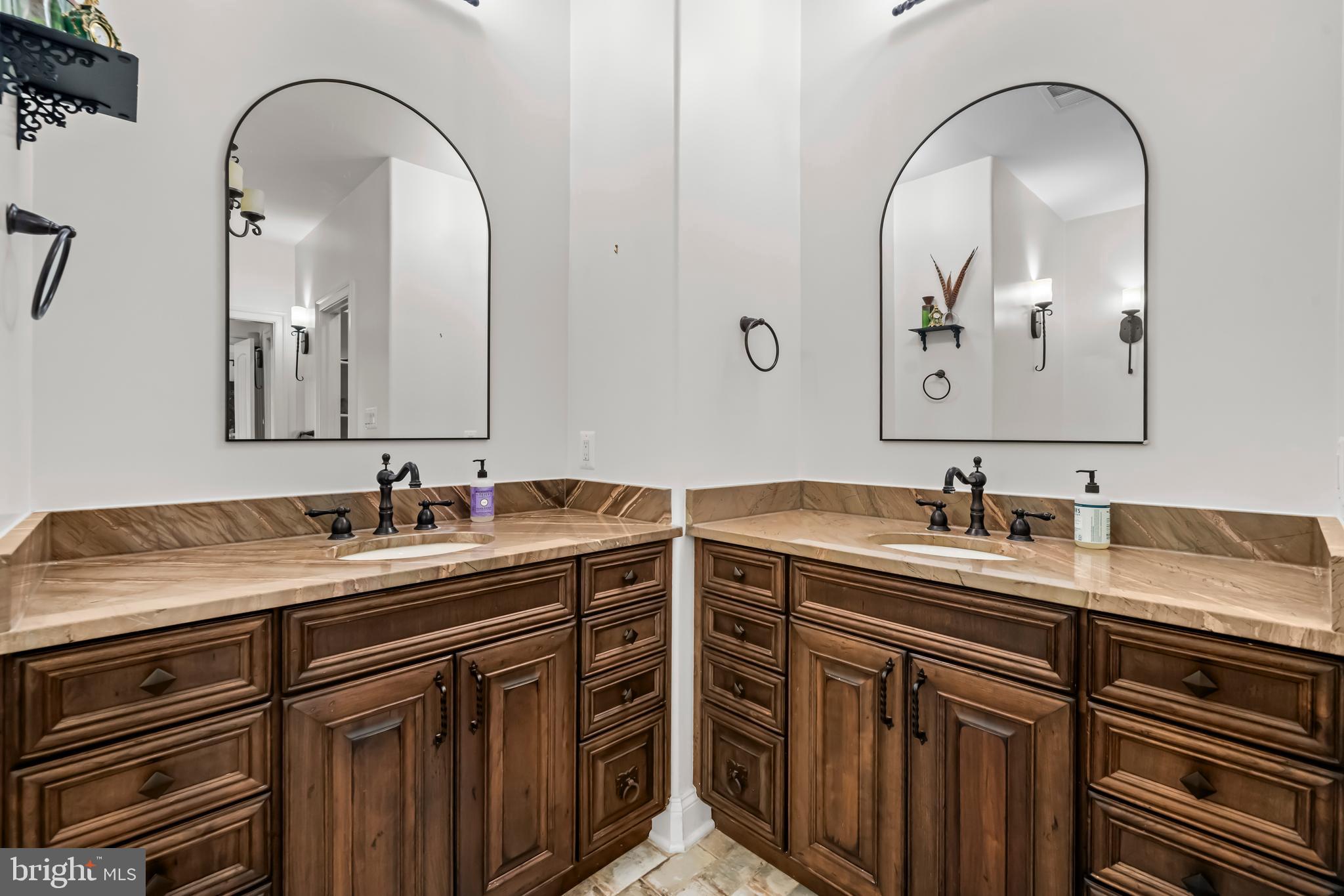 WYANT PROPERTY - Residential