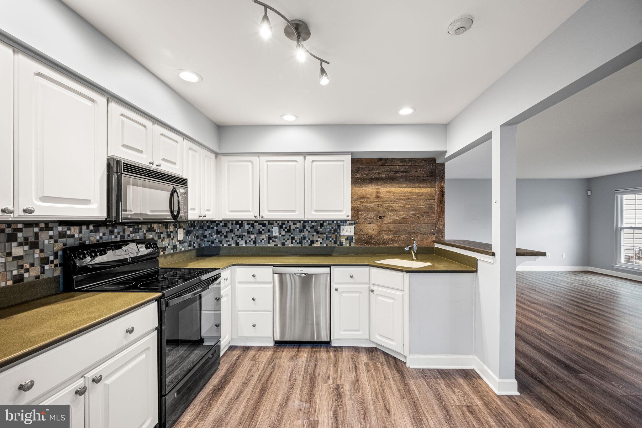 DARLINGTON WOODS - Residential