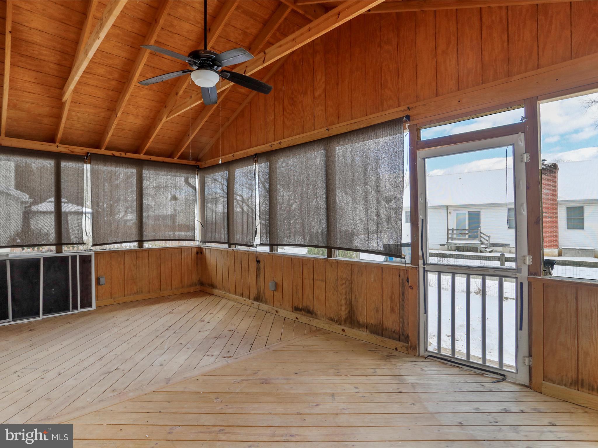 SPRING MILLS - Residential