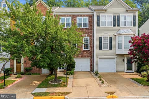 Townhouse For Sale - 5439 Summer Leaf Lane<br/> Fairfax County, ALEXANDRIA, VA 22312