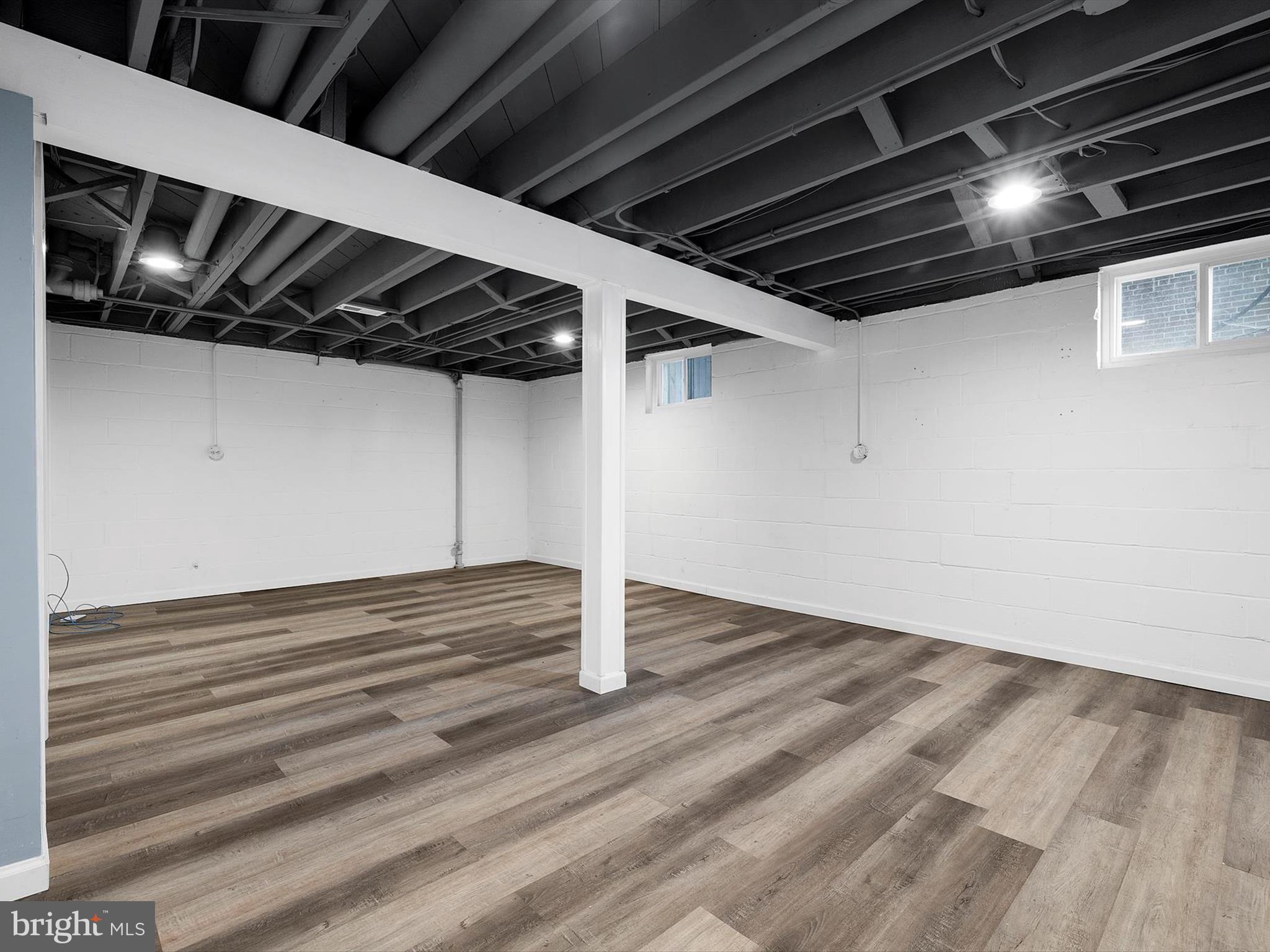 CURTIS HEIGHTS - Residential