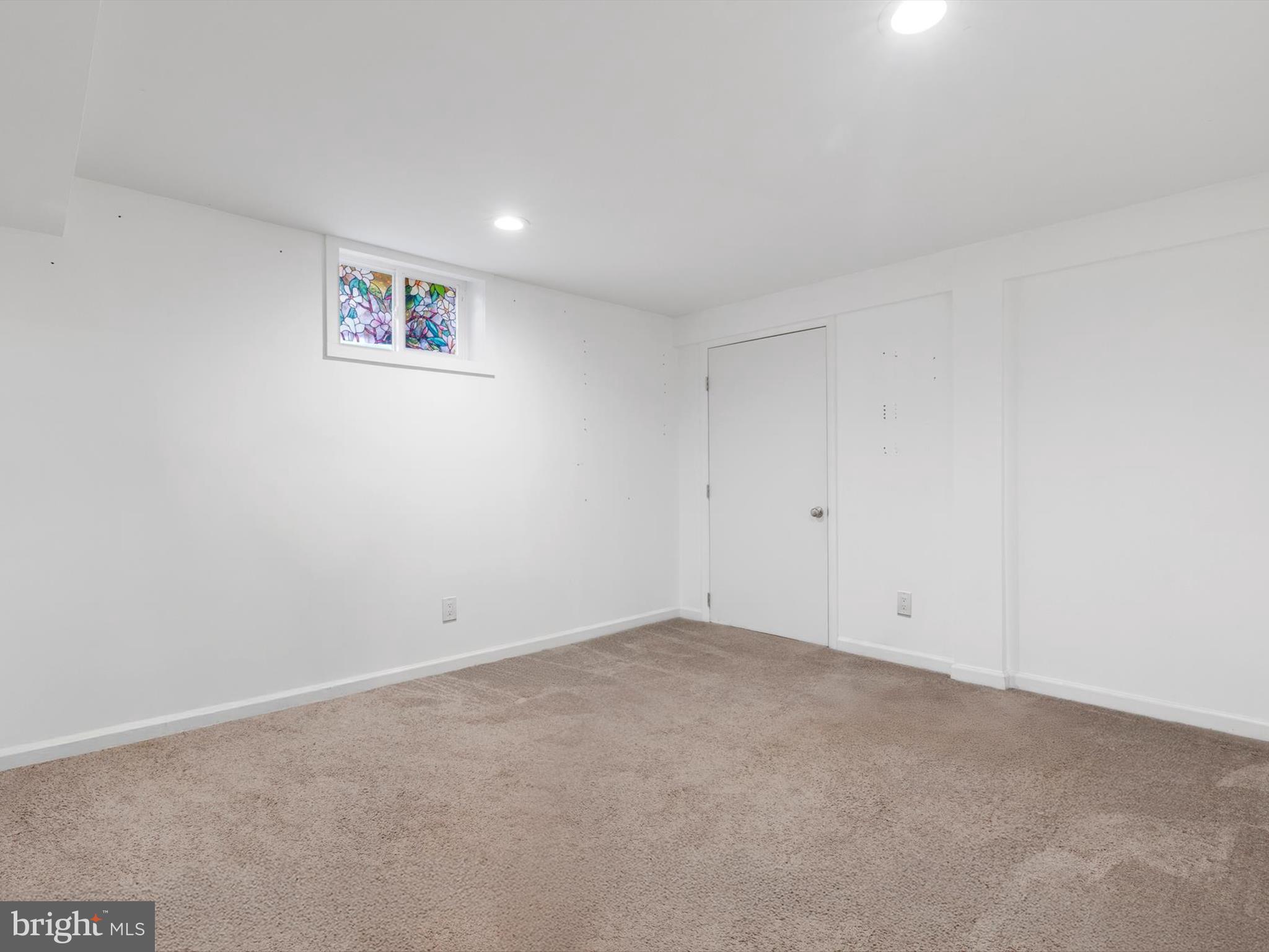 CURTIS HEIGHTS - Residential