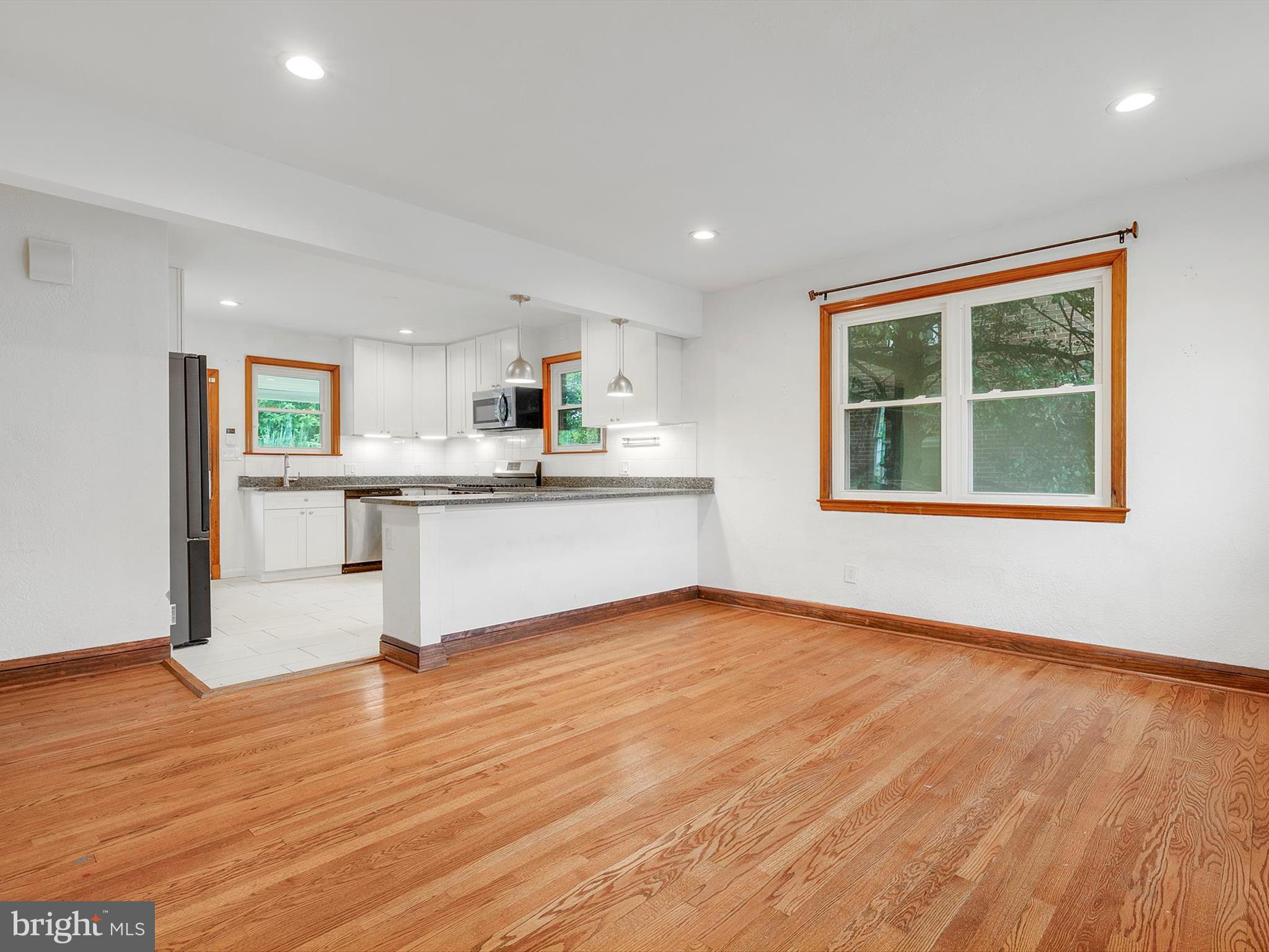 CURTIS HEIGHTS - Residential