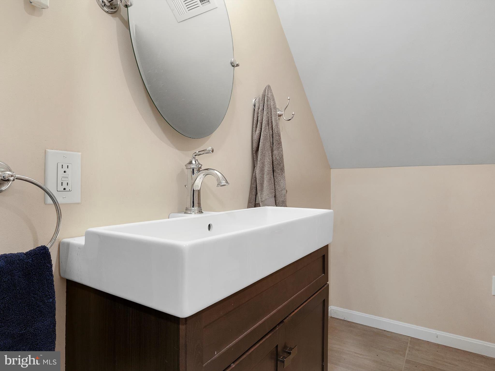 CURTIS HEIGHTS - Residential