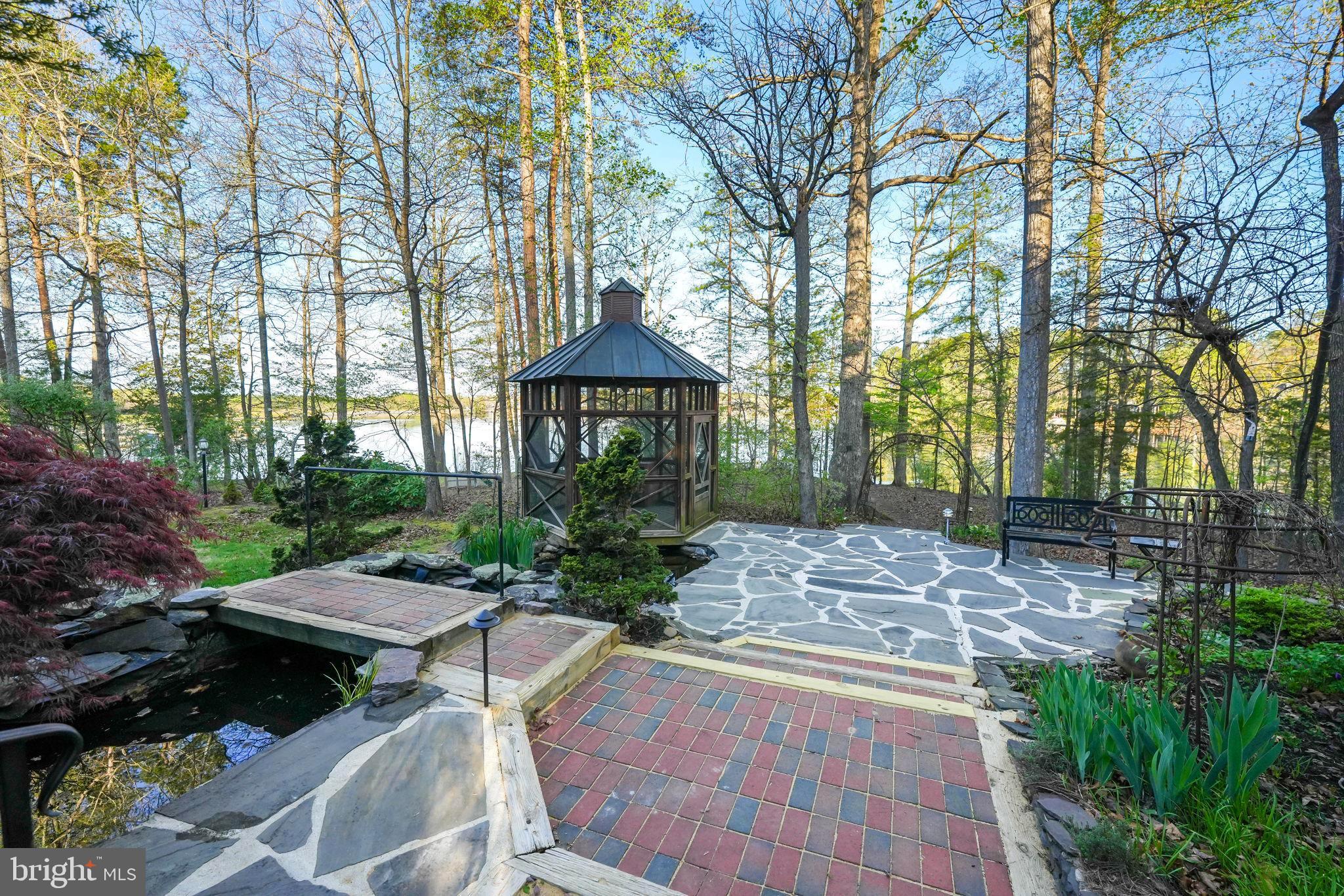 FAWN LAKE - Residential