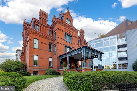 2002 MASSACHUSETTS AVENUE NW R-3 WASHINGTON DC 20036