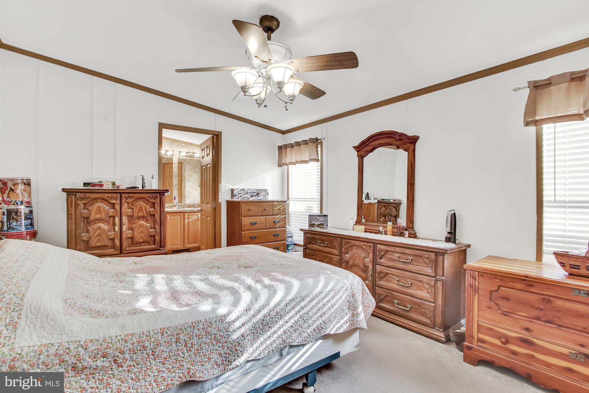 CRESTVIEW ACRES MHP - Residential