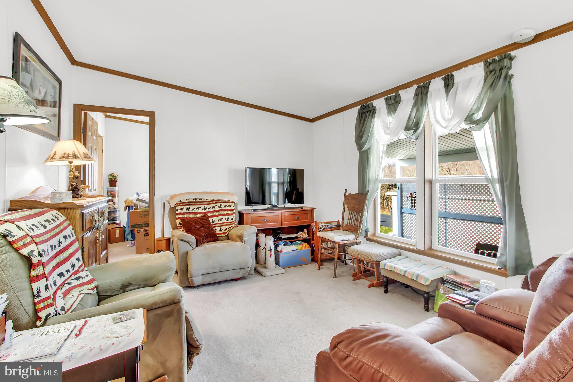 CRESTVIEW ACRES MHP - Residential