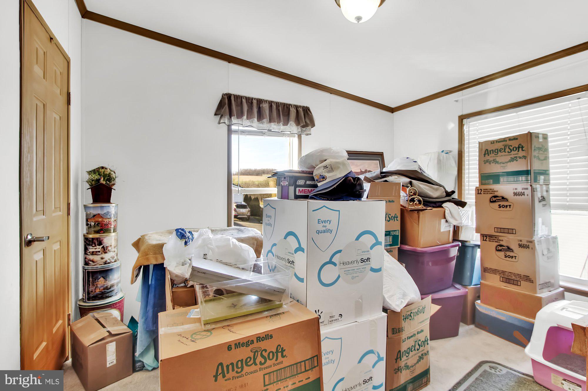 CRESTVIEW ACRES MHP - Residential