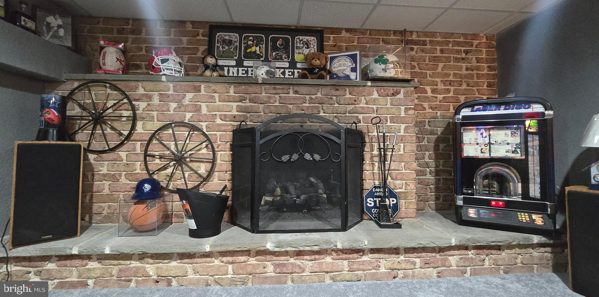 PINE ROAD HEIGHTS - Residential