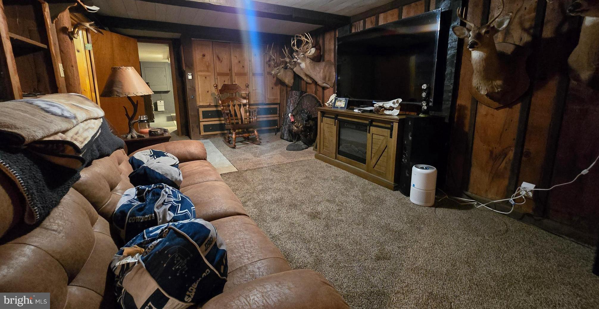 PINE ROAD HEIGHTS - Residential