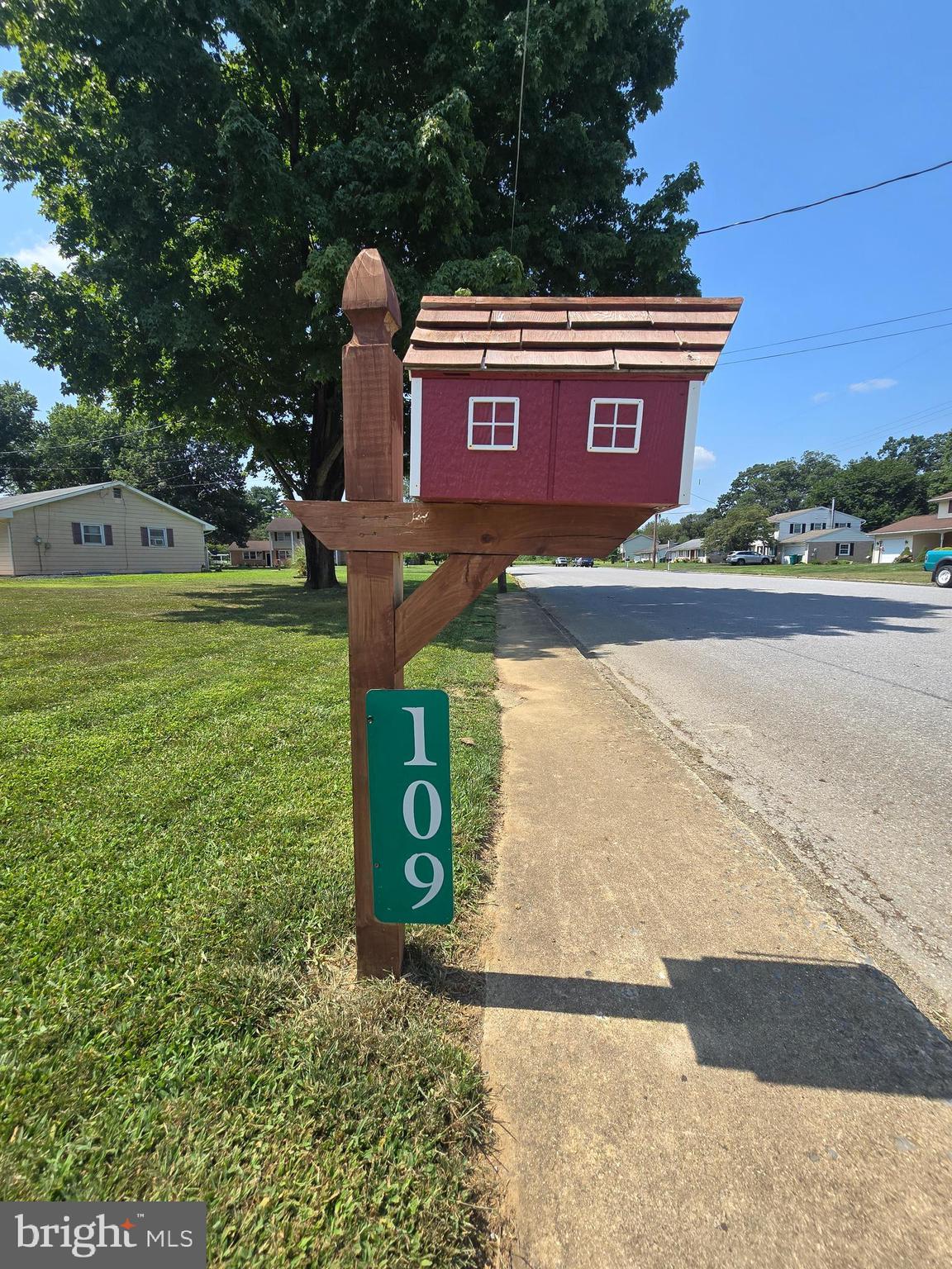 109 SYCAMORE DRIVE