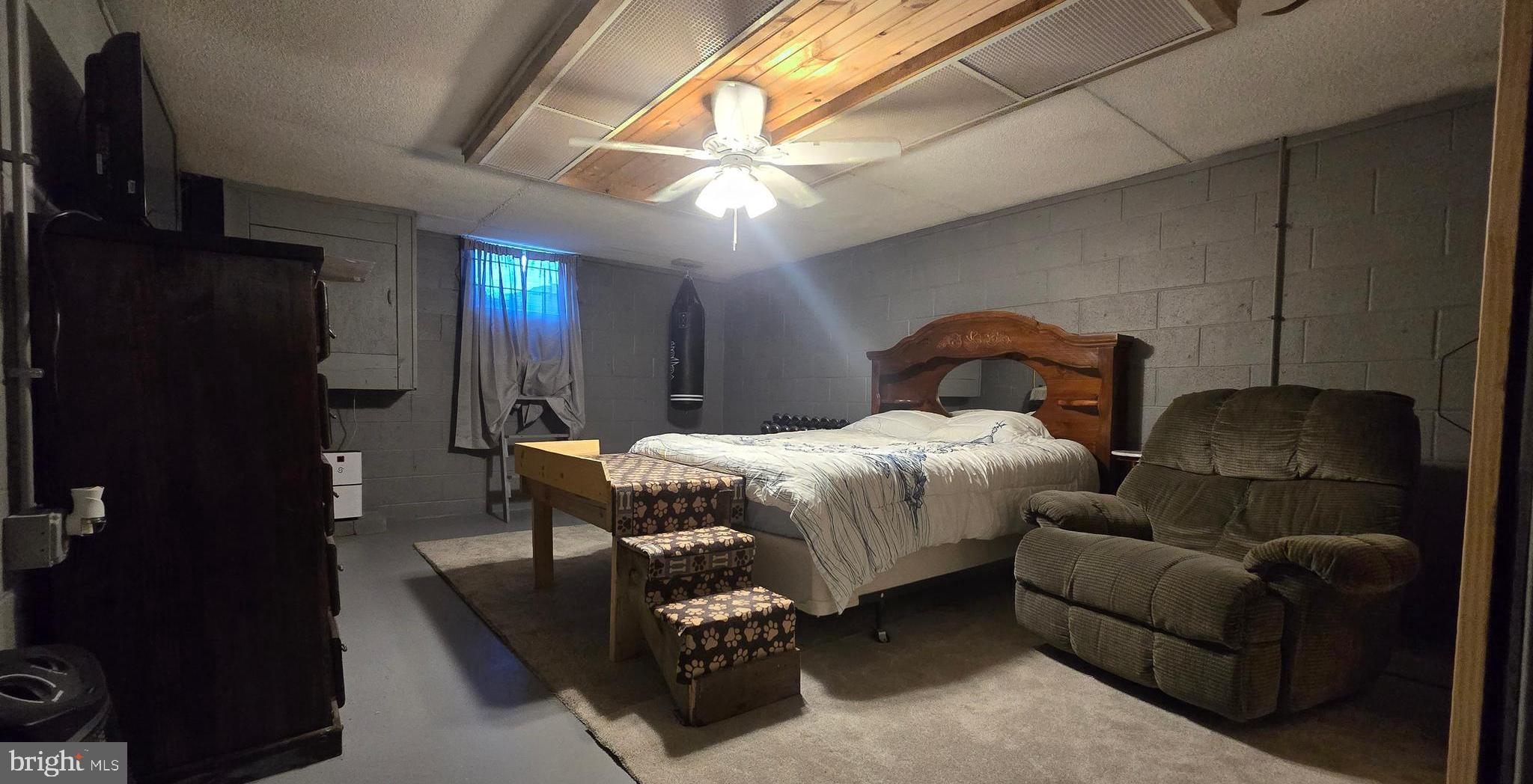 PINE ROAD HEIGHTS - Residential