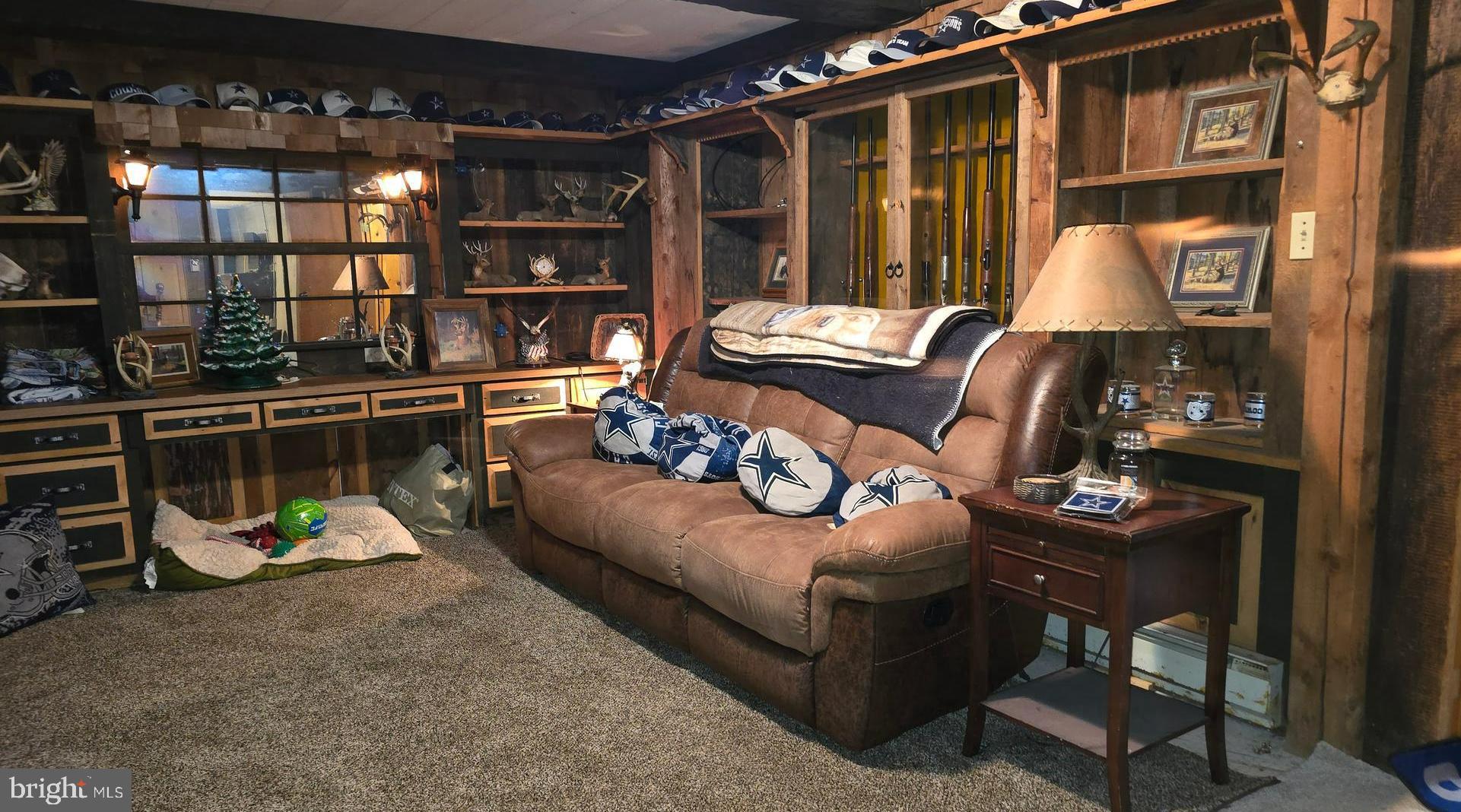 PINE ROAD HEIGHTS - Residential