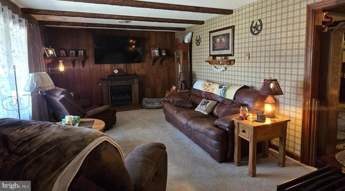 PINE ROAD HEIGHTS - Residential