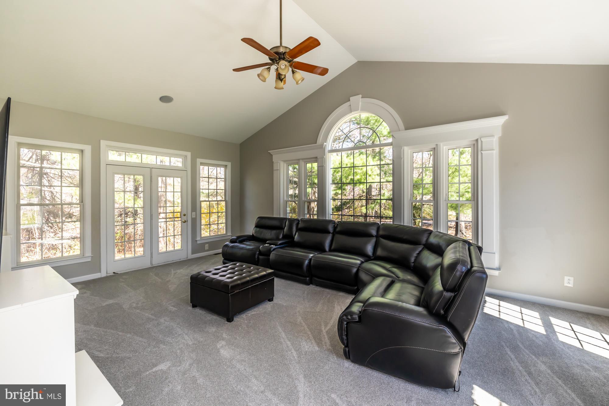 SMITHFIELD ESTATES - Residential