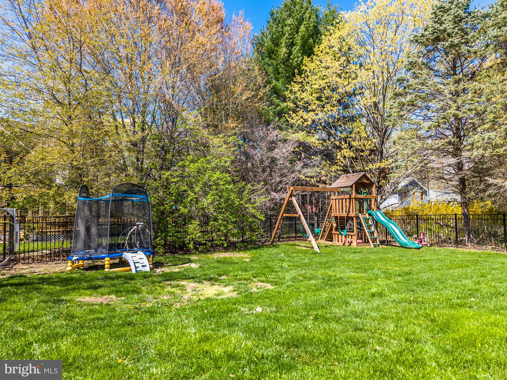 SMITHFIELD ESTATES - Residential