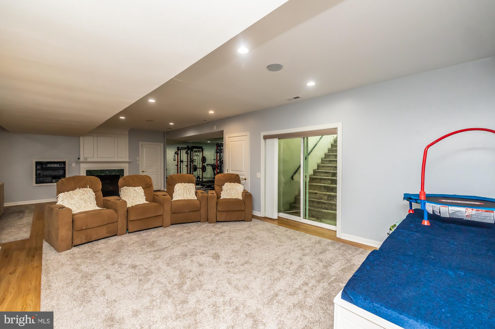 SMITHFIELD ESTATES - Residential