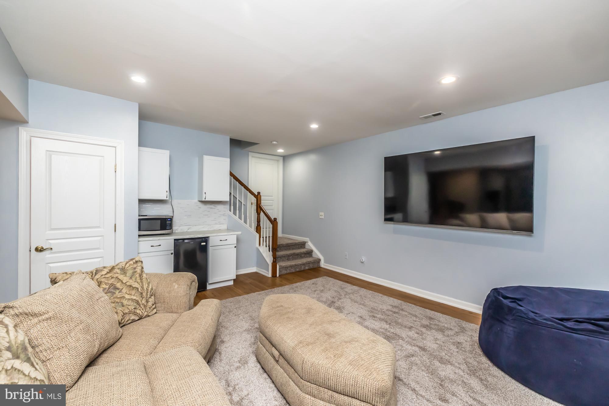 SMITHFIELD ESTATES - Residential