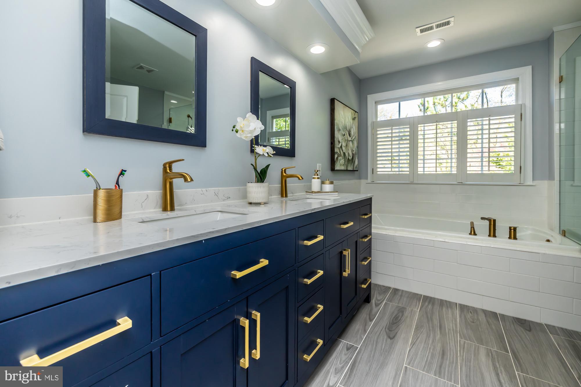 SMITHFIELD ESTATES - Residential