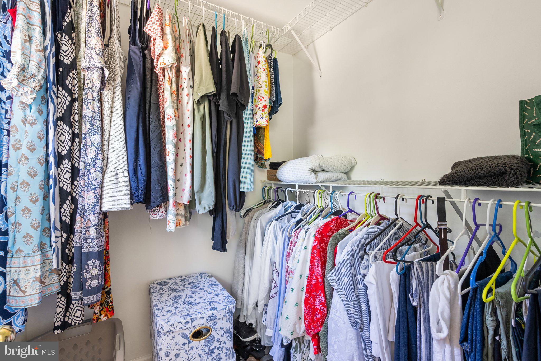 BLUNT COMMONS - Residential