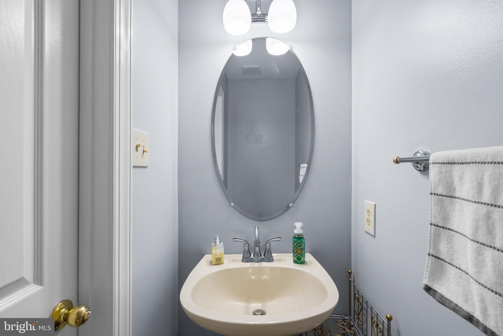 BLUNT COMMONS - Residential