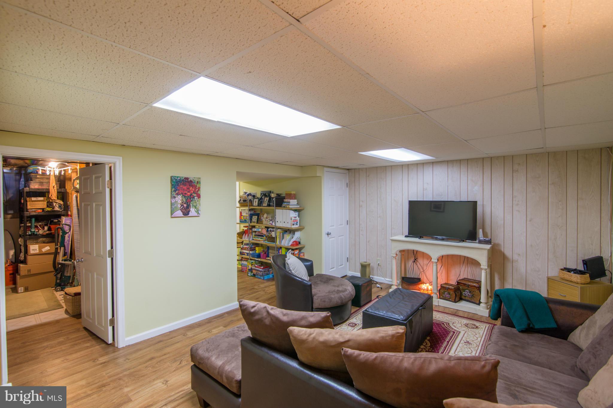 VILLAGE OF OLDE MILL - Residential