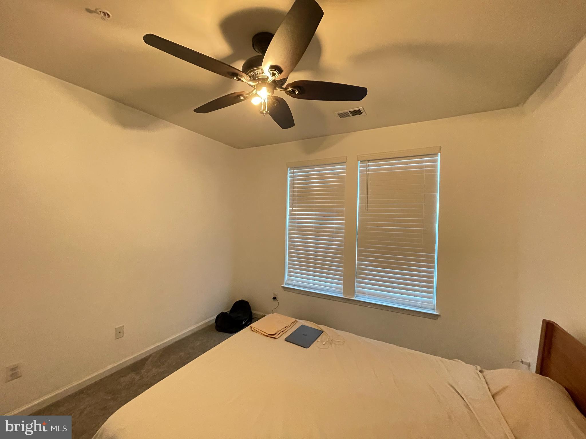 POTOMAC CLUB - Residential Lease