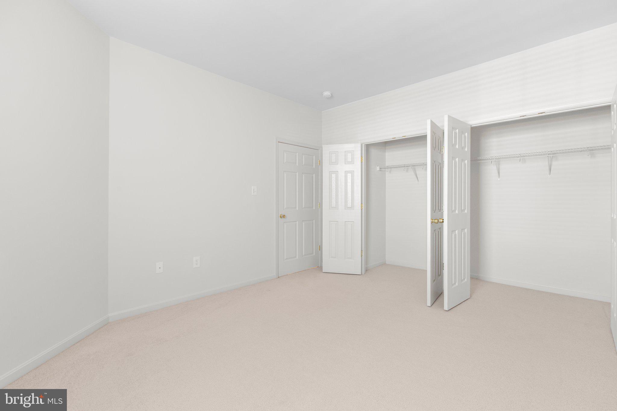 TURNBERRY EAST - Residential