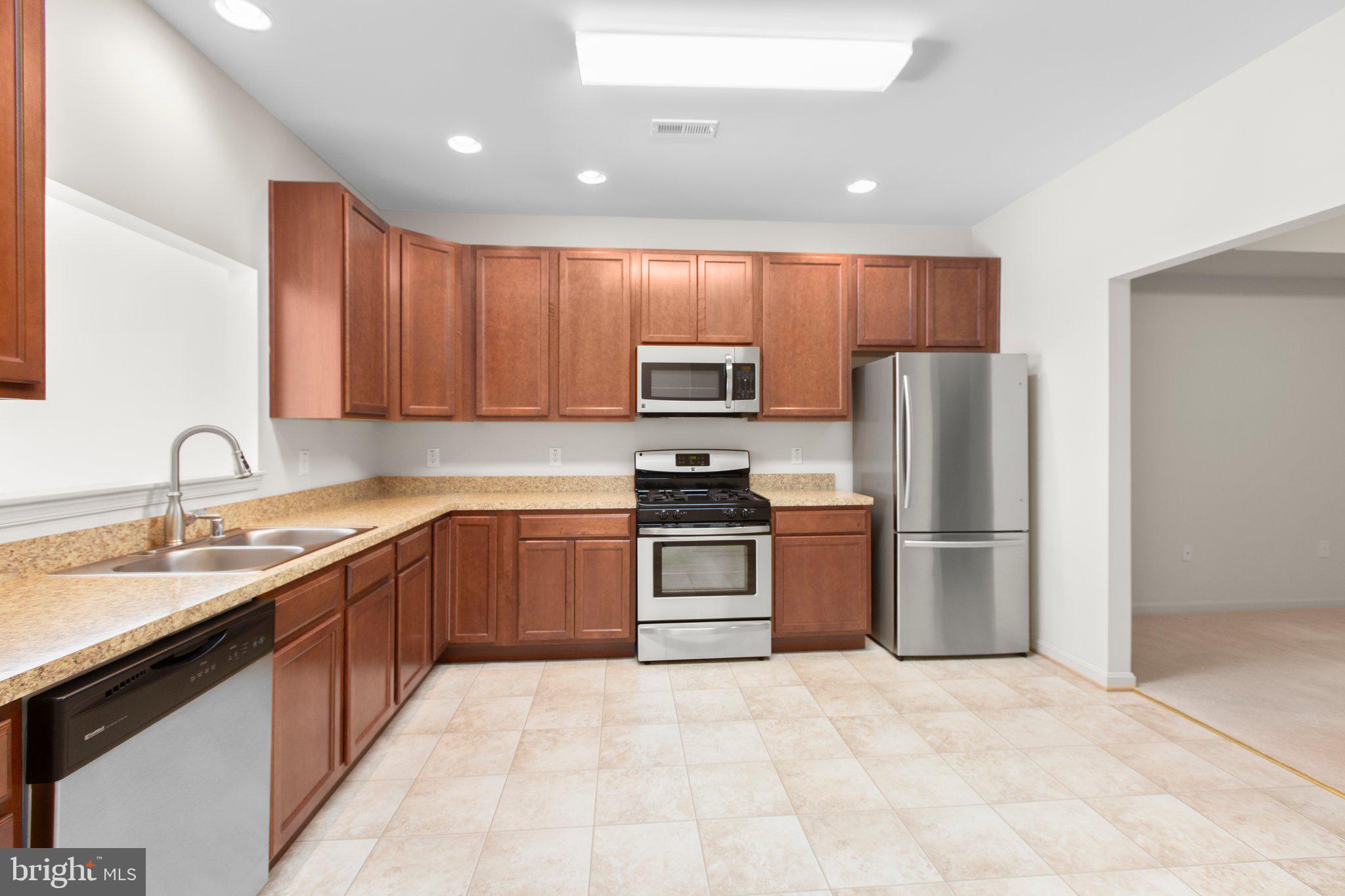 TURNBERRY EAST - Residential