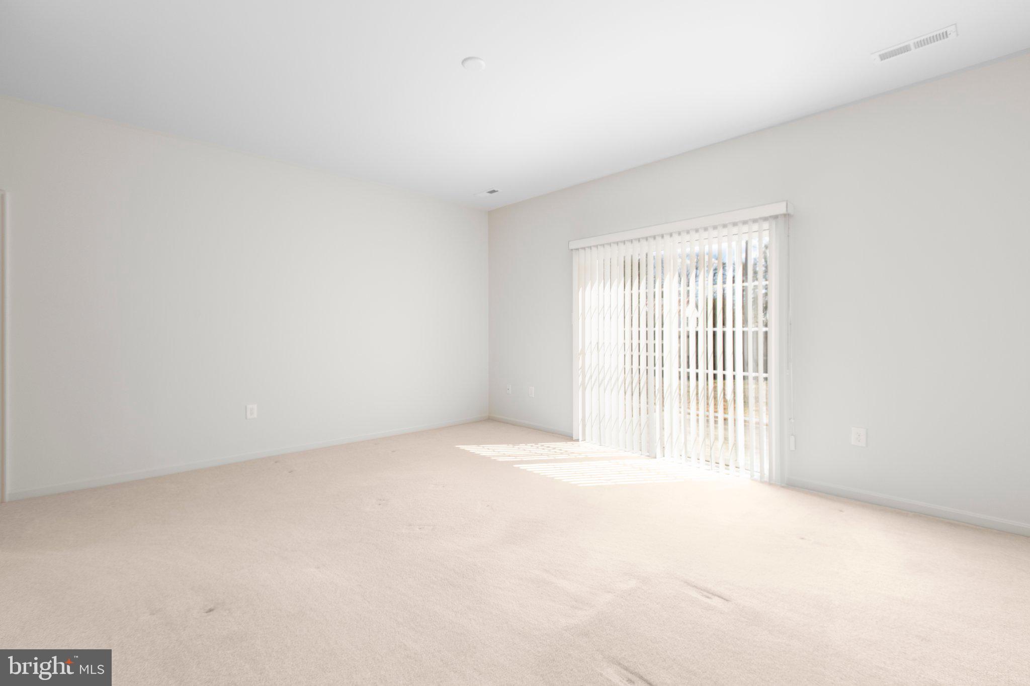 TURNBERRY EAST - Residential