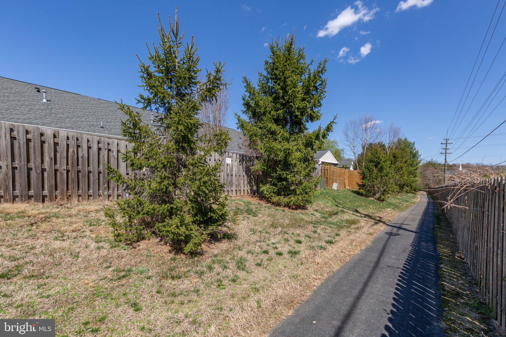 TURNBERRY EAST - Residential