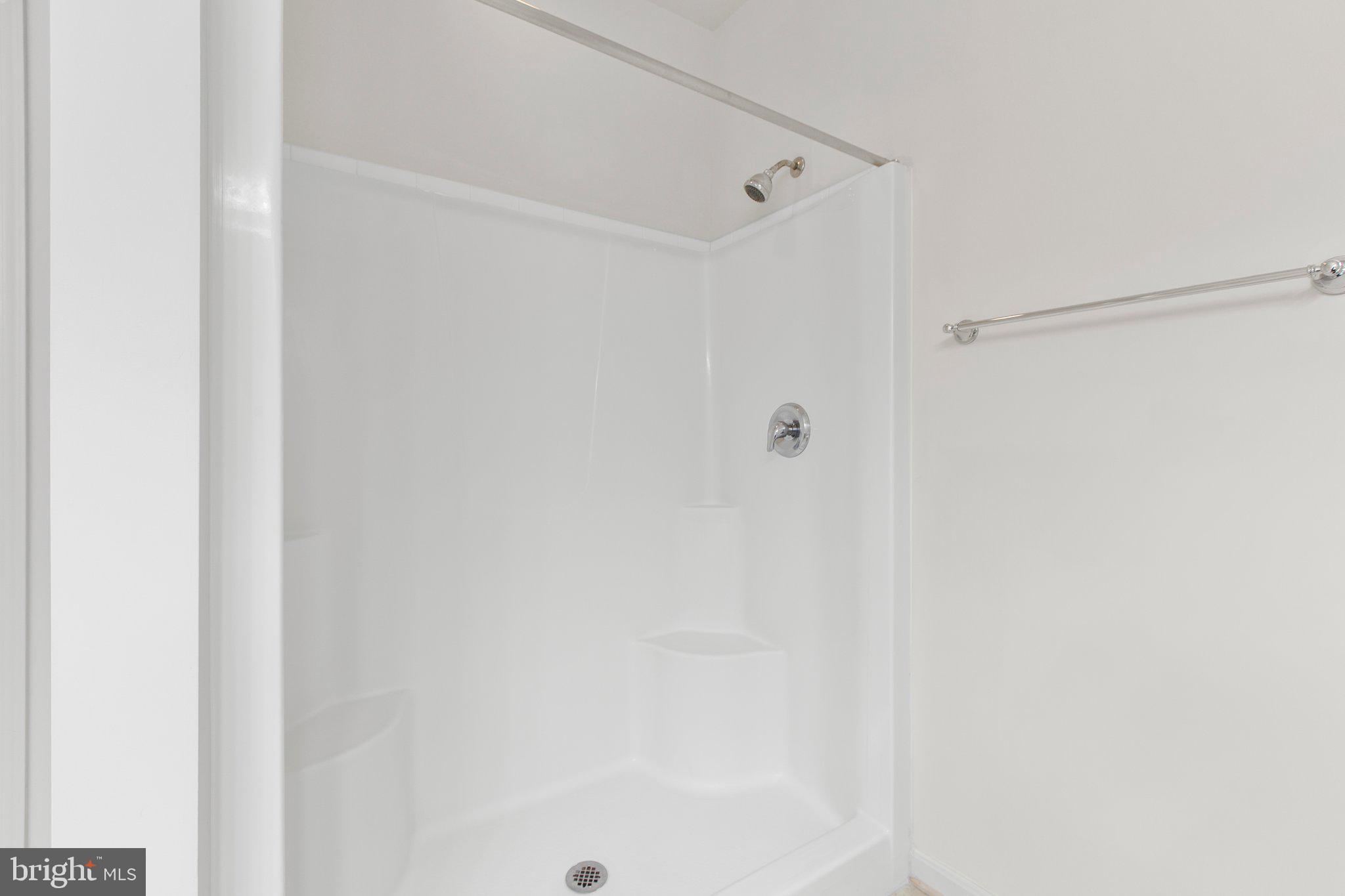 TURNBERRY EAST - Residential