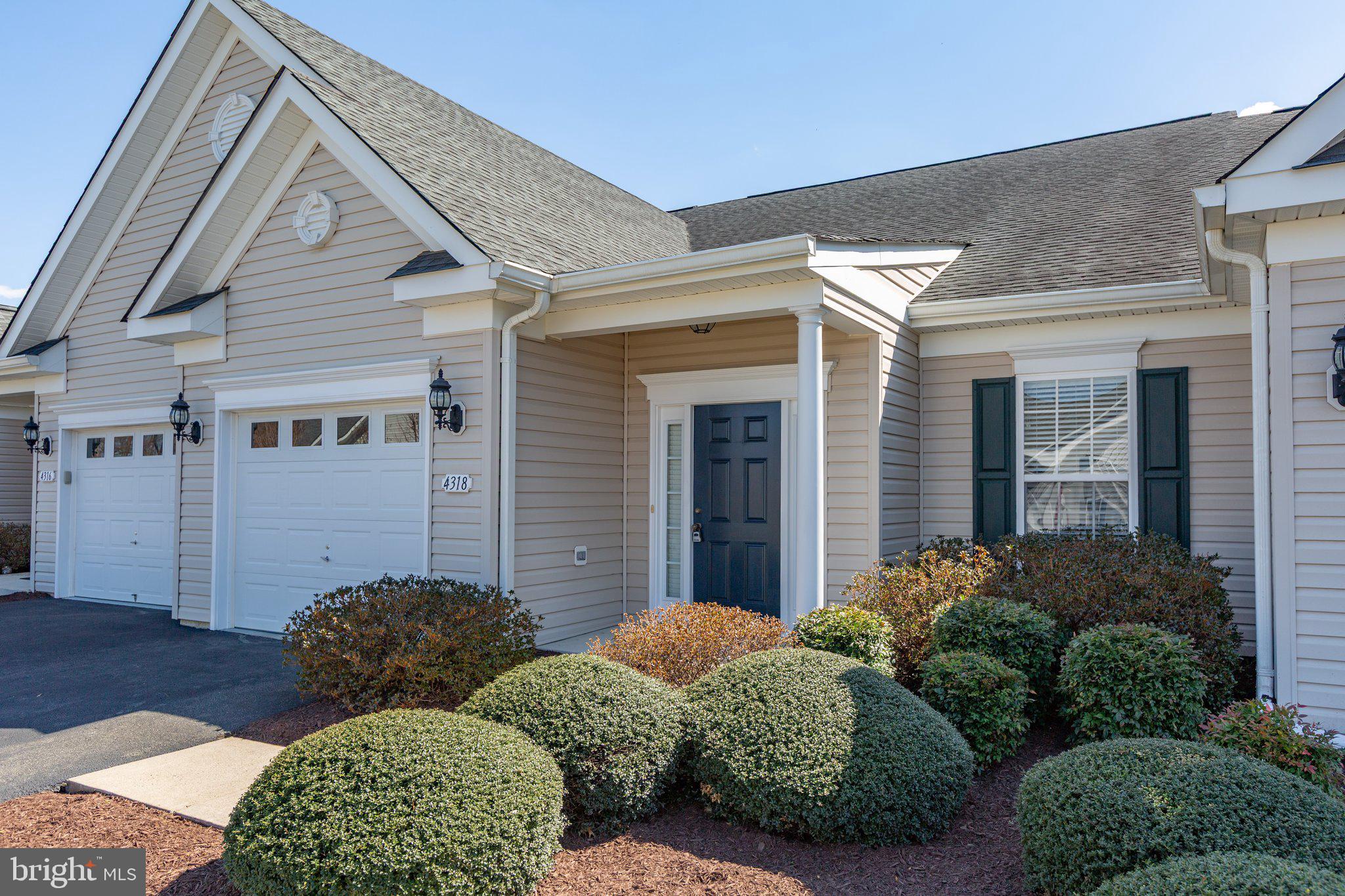 TURNBERRY EAST - Residential