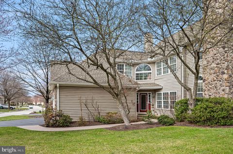 Photo of 17 Foxcroft Lane, PHOENIXVILLE, PA 19460 (MLS # PACT2120302)