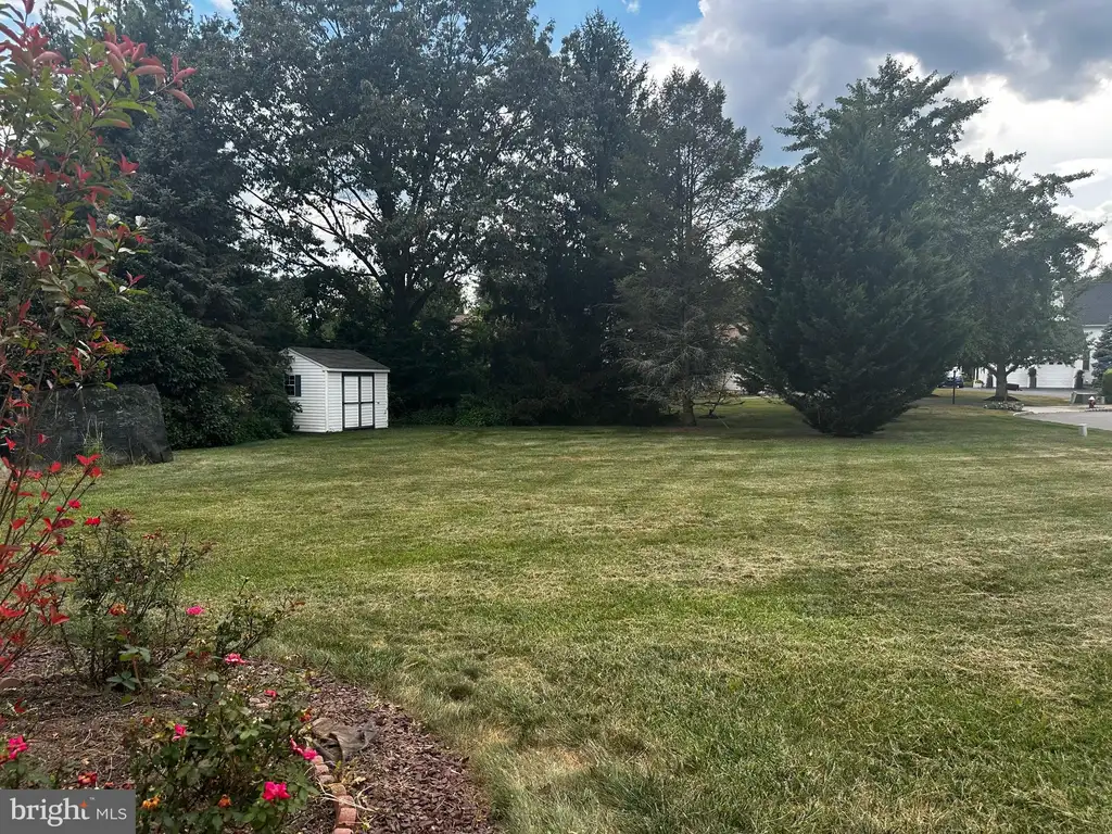 25 Knight Drive, Plainsboro, NJ 08536