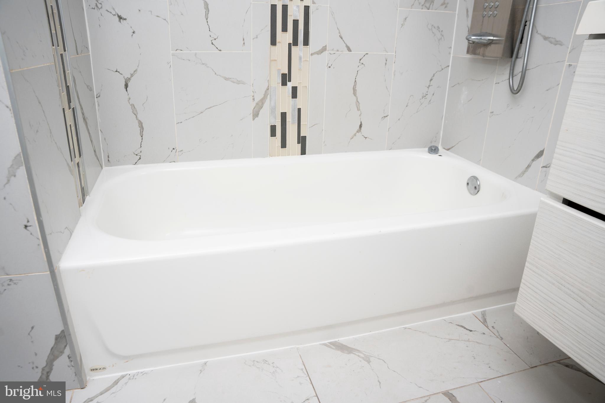 COBBS CREEK - Residential Lease