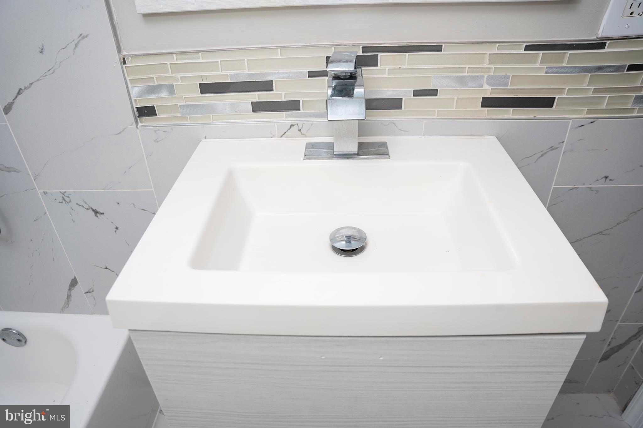 COBBS CREEK - Residential Lease